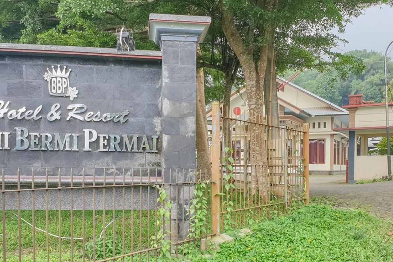 Hotel Bumi Bermi Permai Near Bermi Eco Park Mitra Reddoorz Probolinggo Dış mekan fotoğraf